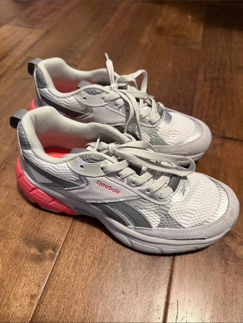 Reebok White and Gray Running Sneakers with Pink Heel